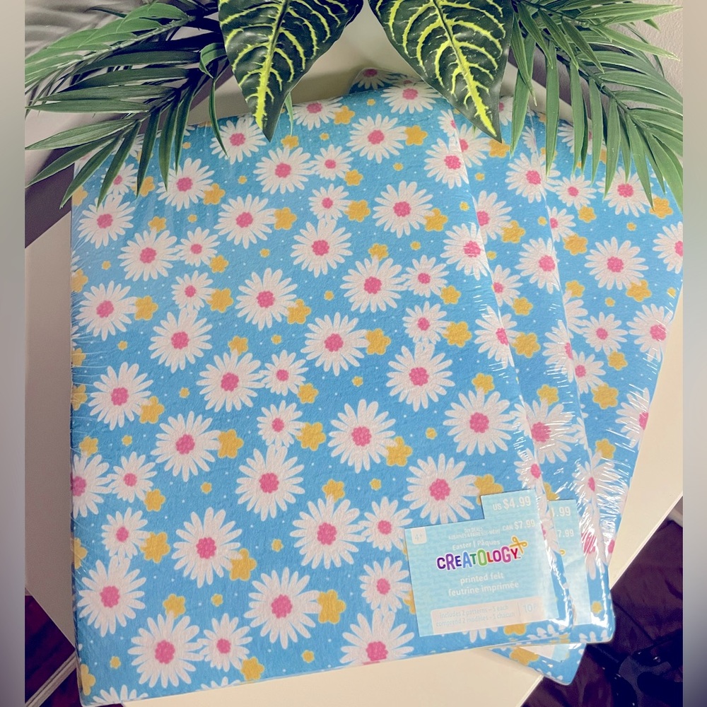 Felt Fabric sheets,blue & yellow daisy flowers, 30pieces, Easter arts and crafts